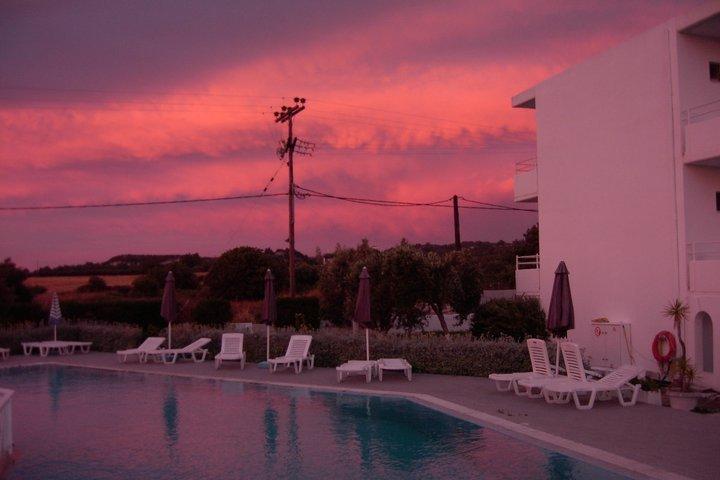 Alkmini Hotel Theológos Buitenkant foto